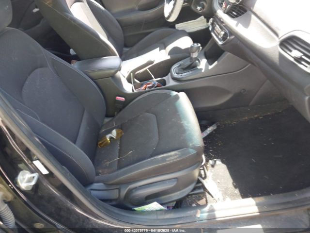KMHH35LE4KU102259 Hyundai ELANTRA GT