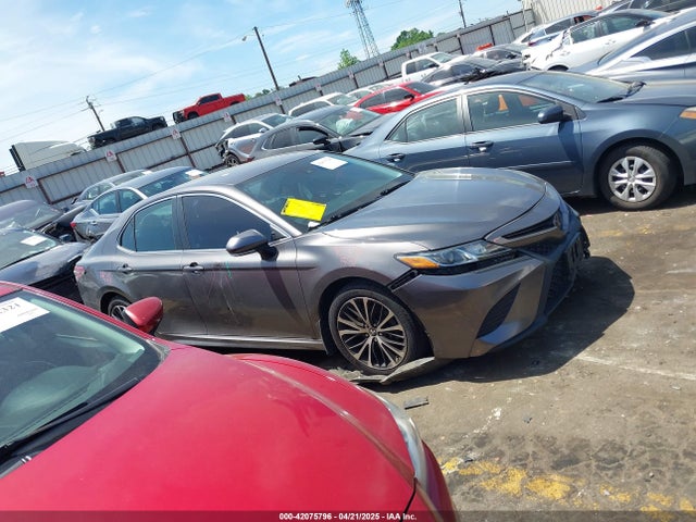 4T1B11HK3JU550946 Toyota CAMRY SE