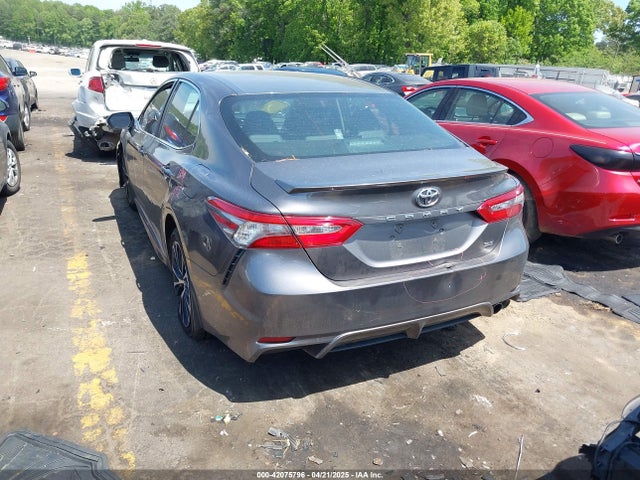 4T1B11HK3JU550946 Toyota CAMRY SE