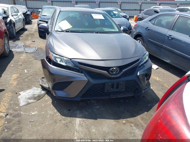 4T1B11HK3JU550946 Toyota CAMRY SE