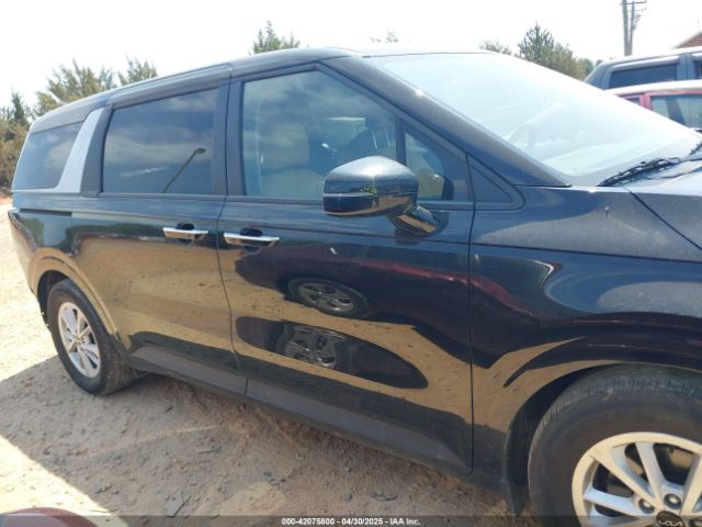 KNDNB4H34P6291213 KIA Carnival Mpv Lx Seat Package