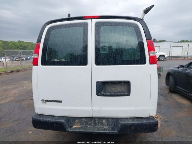 1GCWGAFP1L1144865 Chevrolet Express Cargo Rwd 2500 Regular Wheelbase Wt