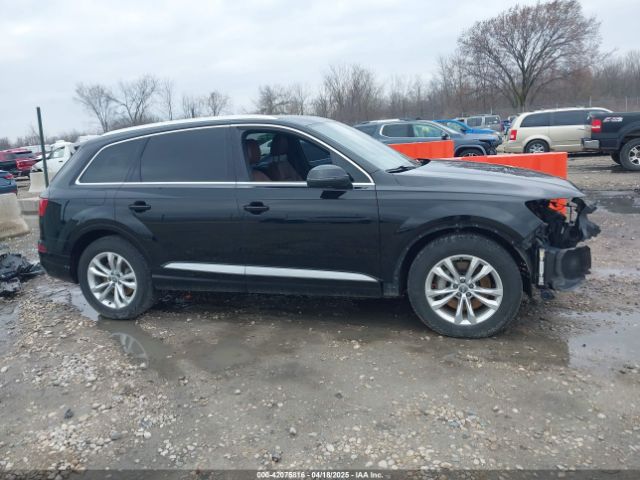 WA1LAAF71JD034960 Audi Q7 3.0t Premium
