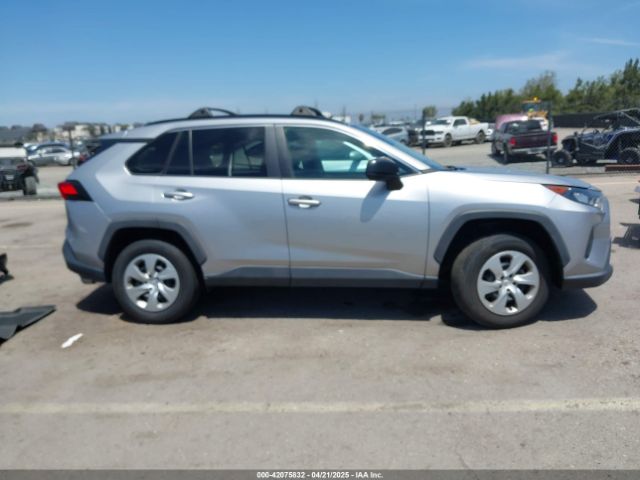2T3H1RFV3LC084341 Toyota RAV4 LE