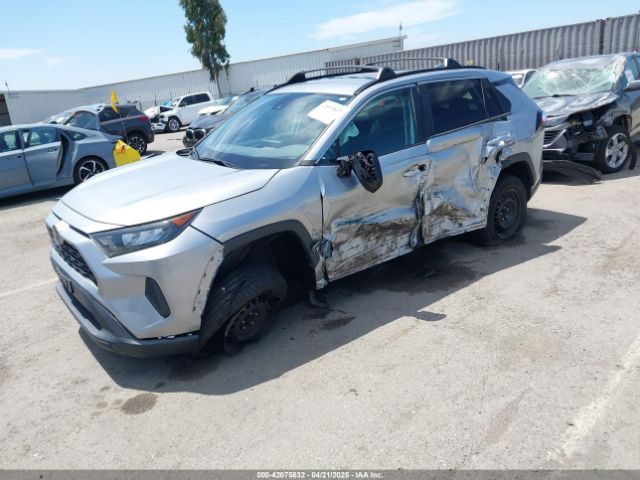 2T3H1RFV3LC084341 Toyota RAV4 LE
