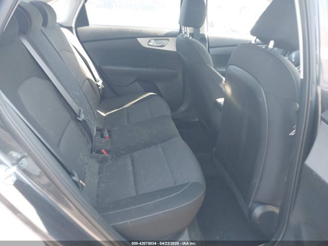 3KPF24AD4PE621000 KIA mpi nu