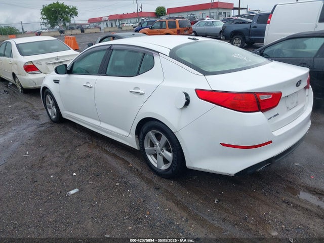 5XXGM4A77FG388308 KIA Optima Lx