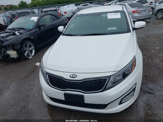 5XXGM4A77FG388308 KIA Optima Lx