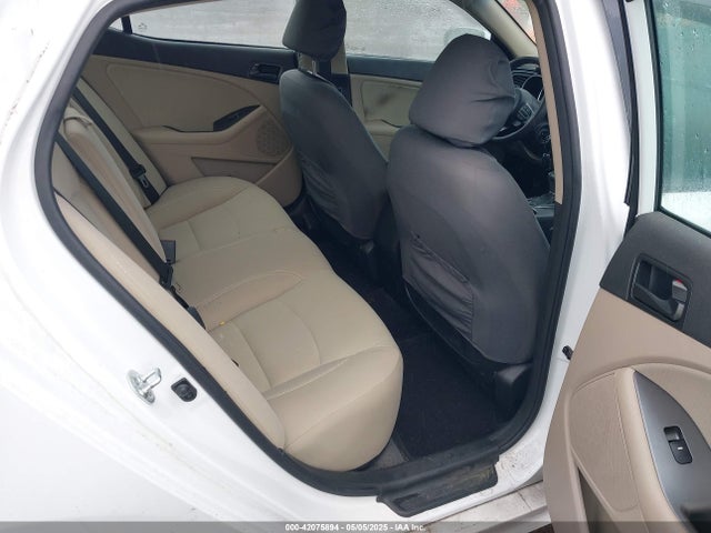 5XXGM4A77FG388308 KIA Optima Lx