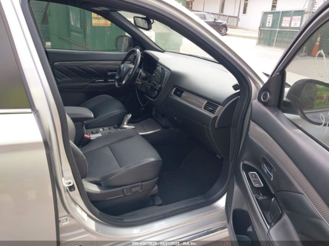 JA4J24A54KZ047069 Mitsubishi Outlander Phev Gt