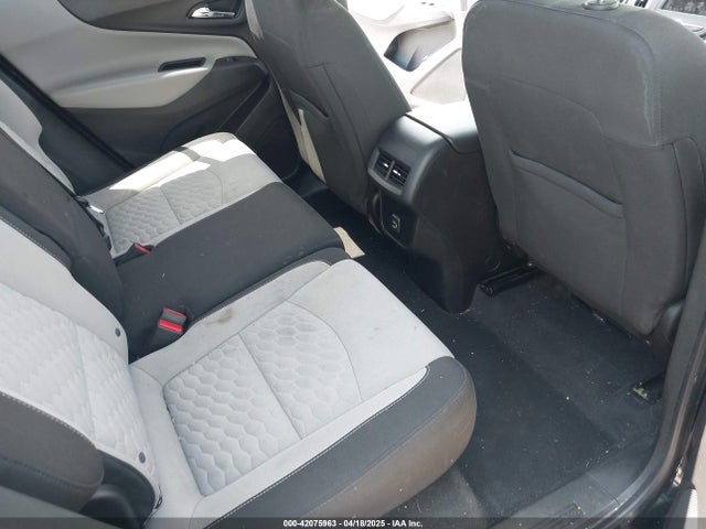 2GNAXUEV0K6253705 Chevrolet EQUINOX LT