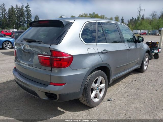 2011 BMW X5 5UXZV8C58BLL67713 Photo 3