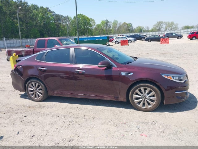 5XXGT4L39JG259153 KIA Optima Lx
