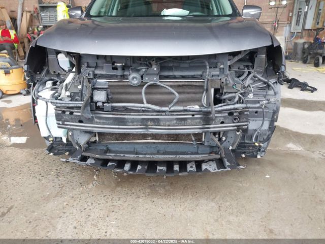 5N1AT2MV9FC845509 Nissan Rogue Sl