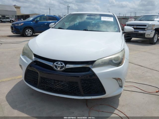 4T1BF1FK1HU363641 Toyota CAMRY SE