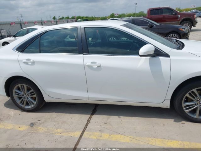 4T1BF1FK1HU363641 Toyota CAMRY SE