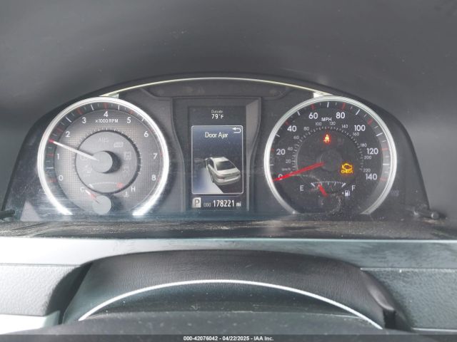 4T1BF1FK1HU363641 Toyota CAMRY SE