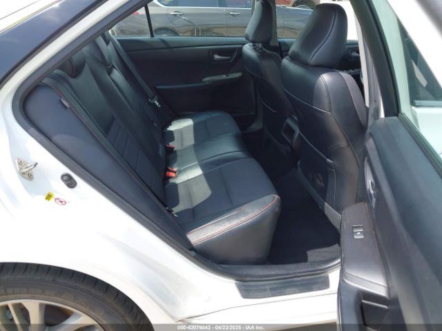 4T1BF1FK1HU363641 Toyota CAMRY SE