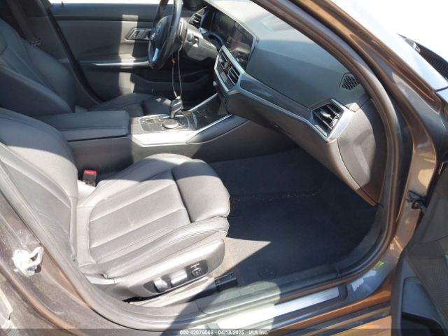 2019 BMW 330I WBA5R1C5XKFH00567 Photo 4