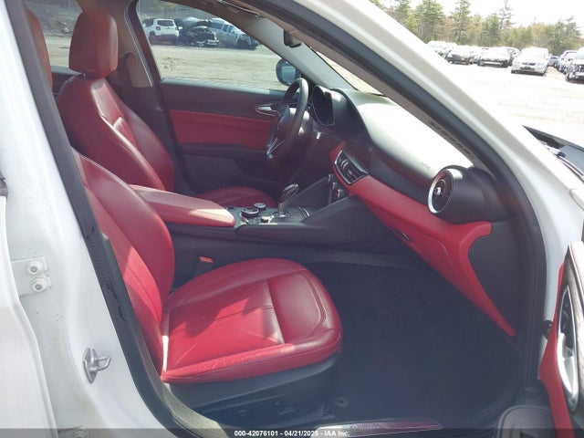 ZARFAEBN1H7556386 Alfa Romeo giulia (952)