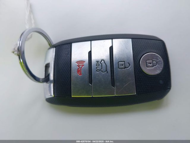 5XYPK4A51LG650674 KIA Sorento 3.3l Sx