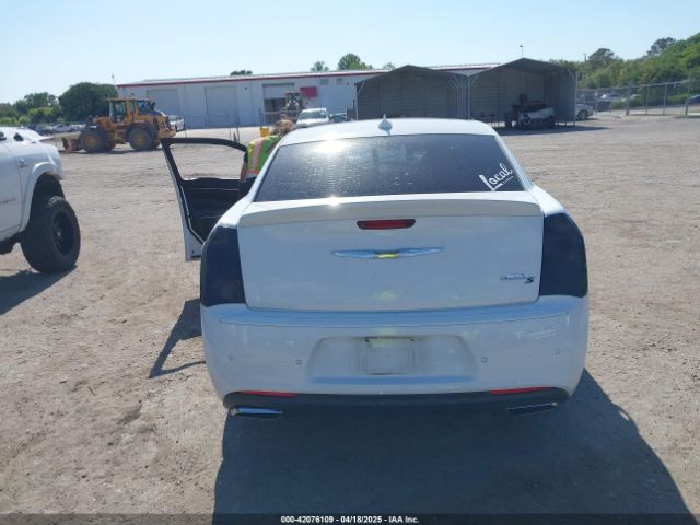 2C3CCABG2JH240298 Chrysler 300 300s
