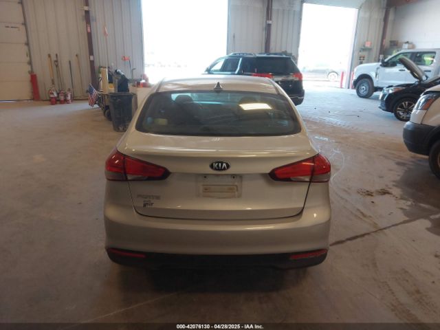3KPFK4A72HE029364 KIA FORTE LX