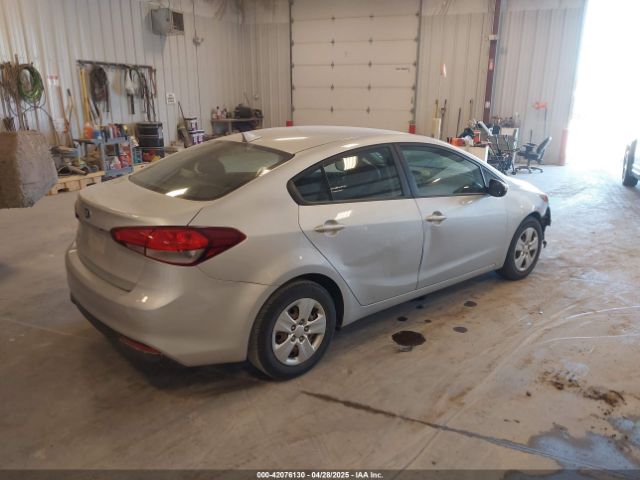 3KPFK4A72HE029364 KIA FORTE LX