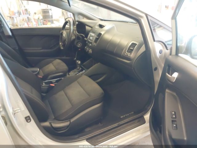 3KPFK4A72HE029364 KIA FORTE LX