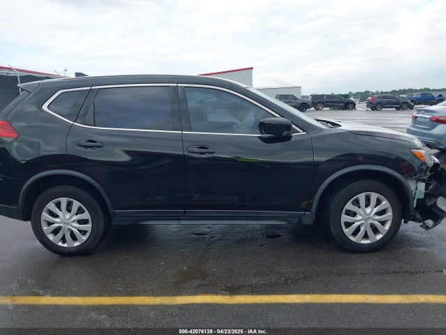 JN8AT2MV8HW250211 Nissan ROGUE S