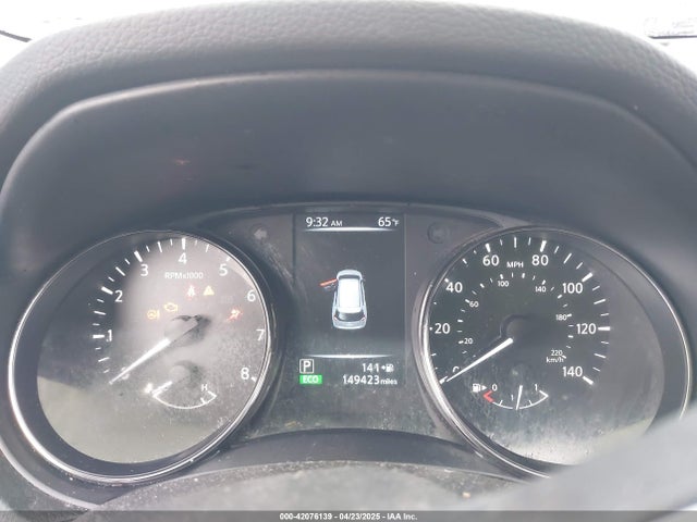 JN8AT2MV8HW250211 Nissan ROGUE S