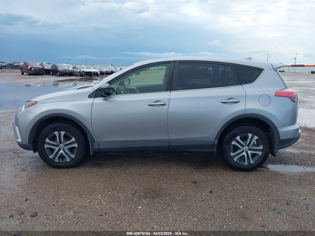 JTMBFREV3JD231159 Toyota RAV4 LE