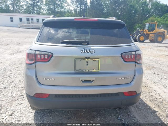 3C4NJDCB7JT210770 Jeep Compass Limited 4x4