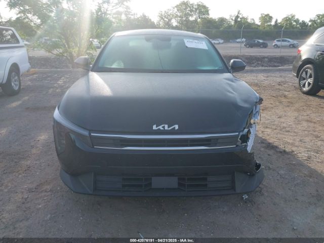 3KPFT4DE3SE045944 KIA K4 Lxs
