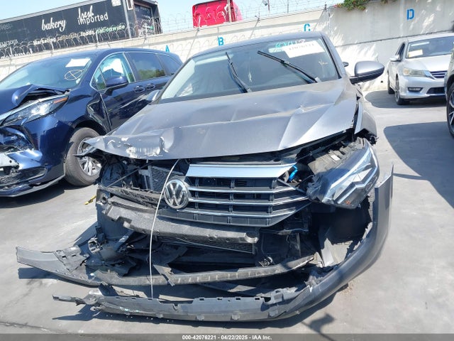 3VWN57BU8KM068141 Volkswagen 1.4 tsi
