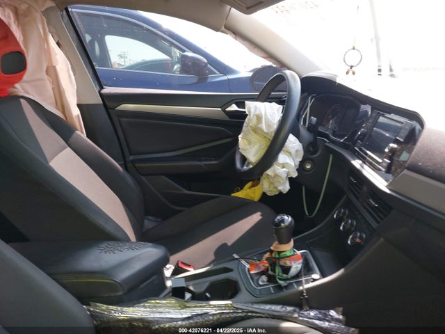 3VWN57BU8KM068141 Volkswagen 1.4 tsi