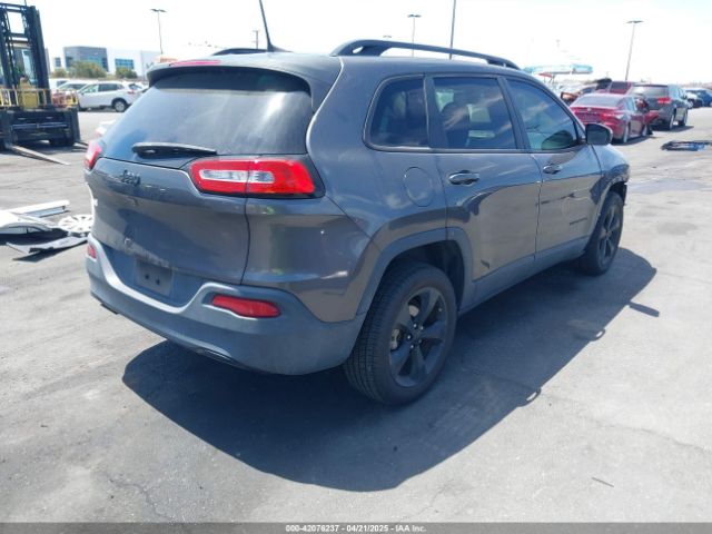 1C4PJLCB8JD568422 Jeep Cherokee Latitude Fwd