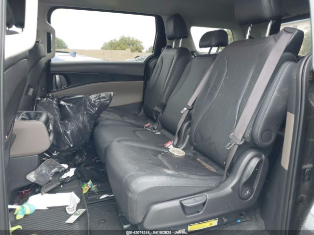KNDNB5KAXS6049614 KIA Carnival Mpv Hybrid Lxs