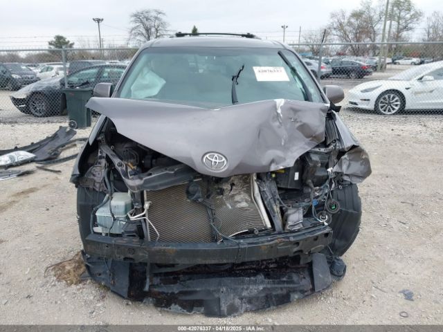 5TDDK3DC0FS102941 Toyota Sienna Xle 7 Passenger