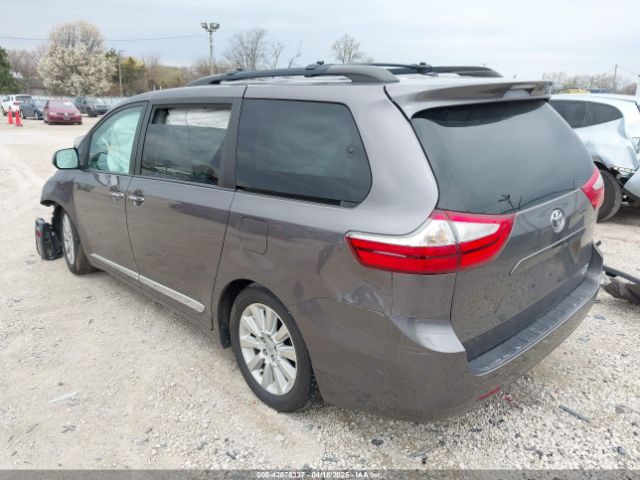 5TDDK3DC0FS102941 Toyota Sienna Xle 7 Passenger