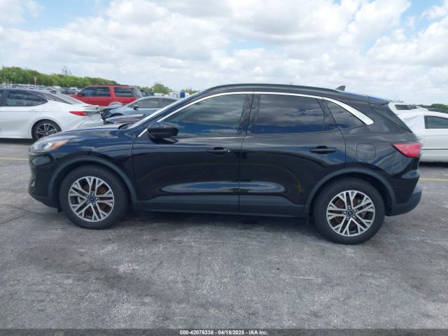 1FMCU0CZ2MUA69178 Ford Escape Sel Hybrid