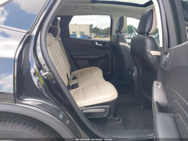 1FMCU0CZ2MUA69178 Ford Escape Sel Hybrid