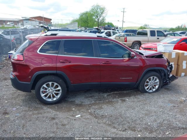 1C4PJLCXXKD396679 Jeep Cherokee Latitude Fwd