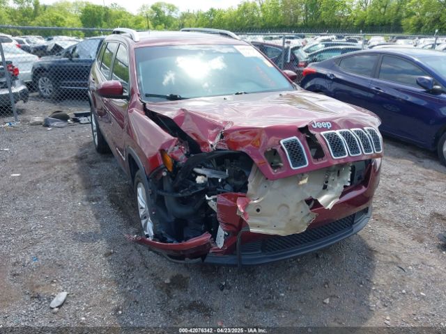 1C4PJLCXXKD396679 Jeep Cherokee Latitude Fwd