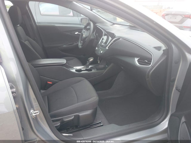 1G1ZD5ST8PF233012 Chevrolet Malibu Fwd 1lt