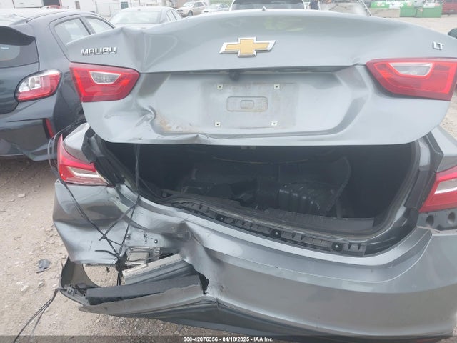 1G1ZD5ST8PF233012 Chevrolet Malibu Fwd 1lt