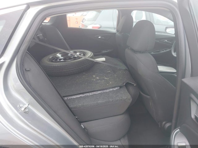 1G1ZD5ST8PF233012 Chevrolet Malibu Fwd 1lt