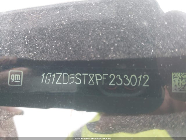 1G1ZD5ST8PF233012 Chevrolet Malibu Fwd 1lt