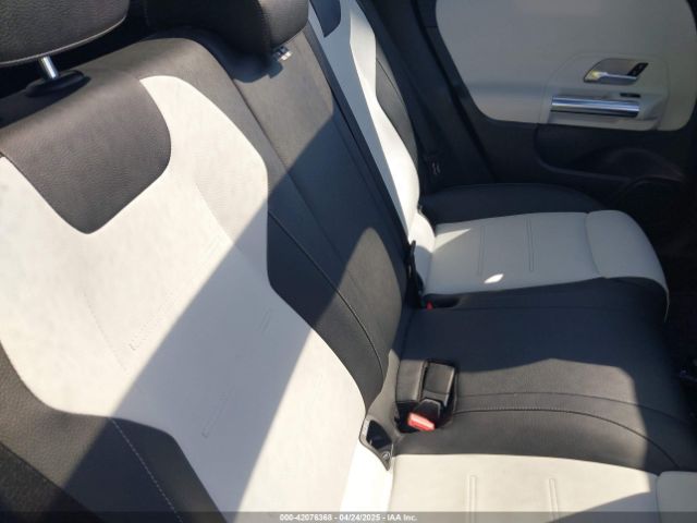 2021 MERCEDES-BENZ AMG GLA 35 W1N4N5BB6MJ258692 Photo 7