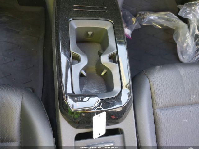 2022 VOLKSWAGEN ID.4 WVGTMPE22NP073983 Photo 10